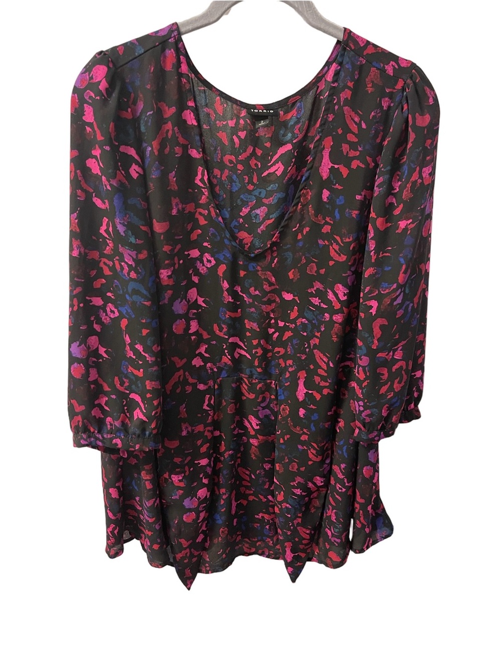 Womens Torrid Tunic Black Pink Floral V-Neck Blouse withTie Bow Sz 2XL 18-20